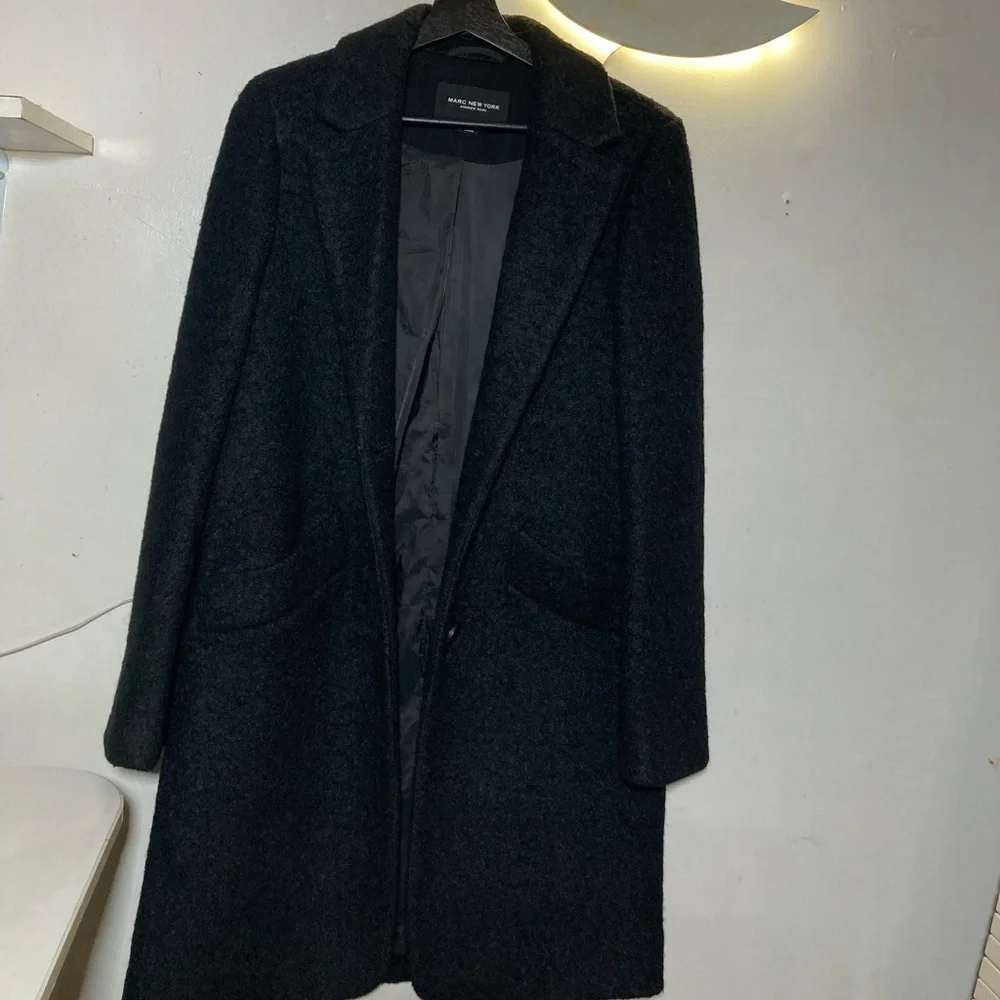 Black wool top coat Marc NY wool bucle style like new size small (2) - Picture 5 of 7